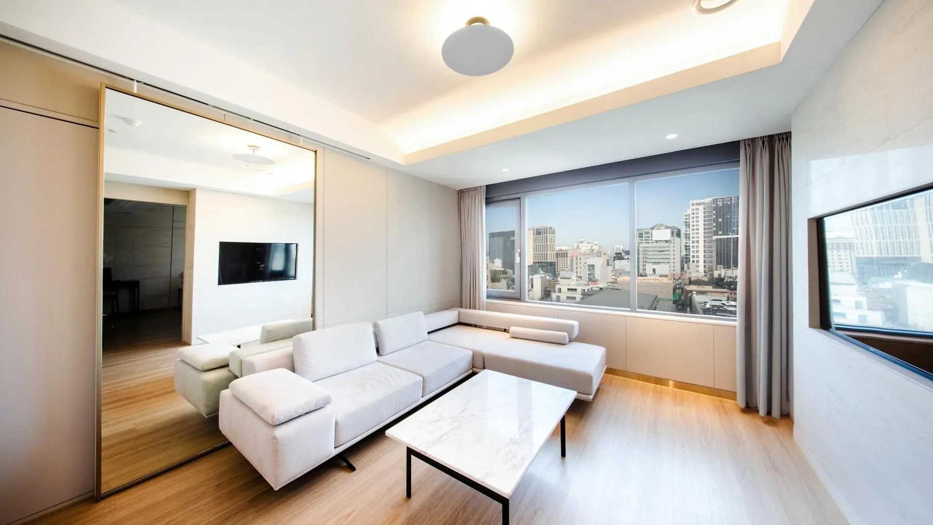 Eliena Hotel Seoul Gangnam