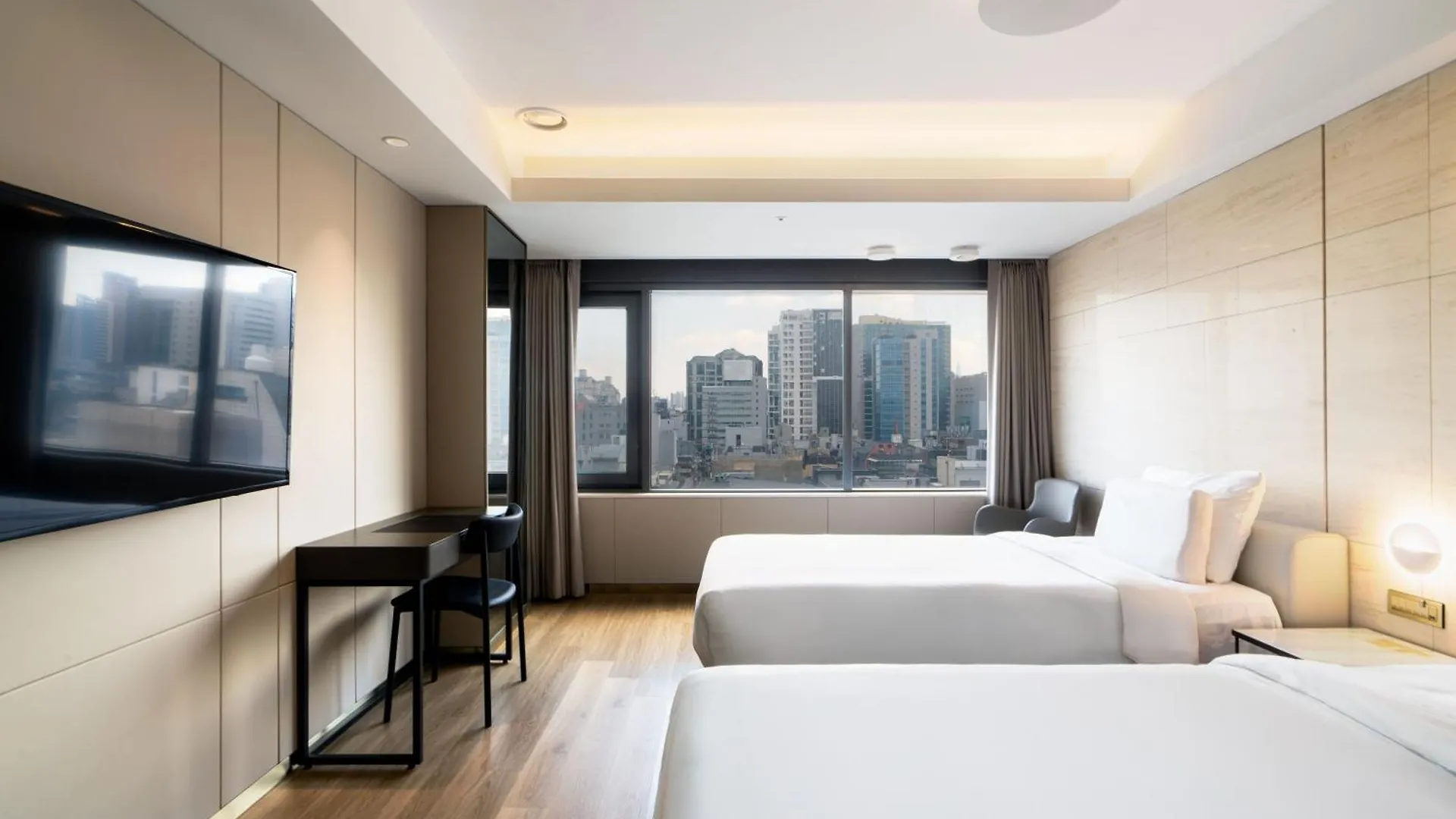 Eliena Hotel Seoul Gangnam 4*,
